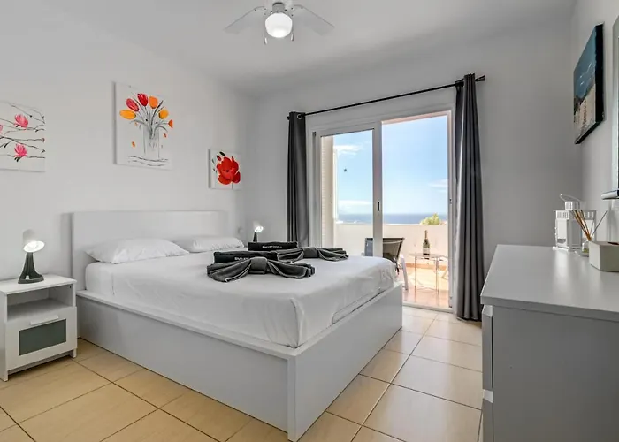 Sea View Panoramic דירה