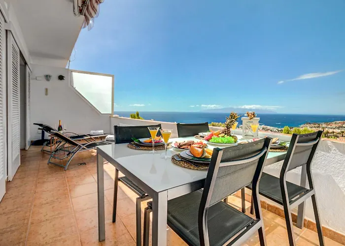 Апартаменти Sea View Panoramic *