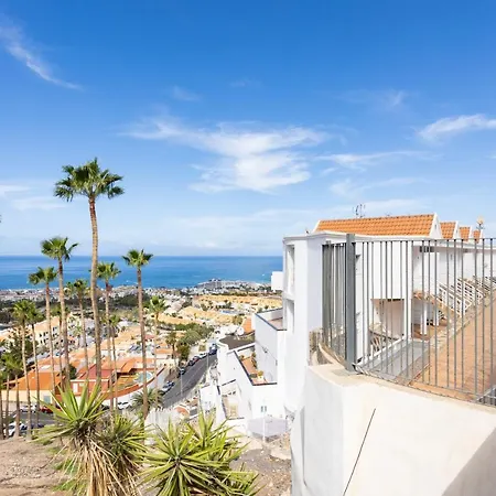 Sea View Panoramic Apartament